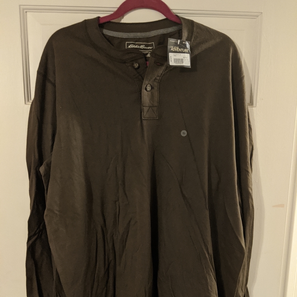 NWT. Eddie Bauer XLT Long Sleeve Brown.
